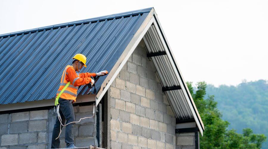 Expert top industrial roofings services in Wooton, KY